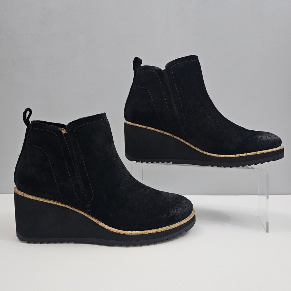 Sofft Emeree Ankle Bootie Womens 9.5 Black Suede Waterproof Wedge Chelsea - Picture 3 of 14
